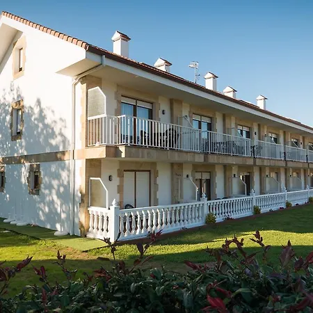 Apartment Apartamentos La Bolera Isla