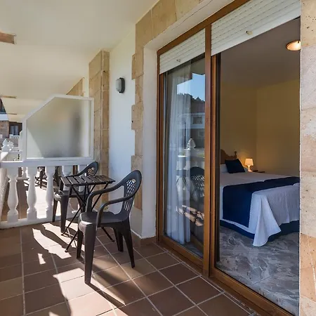 Apartamentos La Bolera *